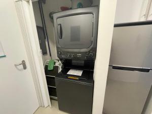2br aptSurrounded by history with Modern Amenities