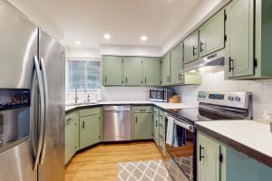 Woodbine Way Retreat