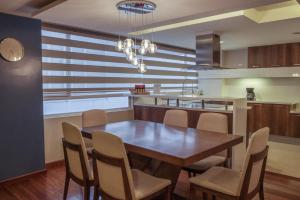 Penthouse Familiar, amplio y con garaje en el centro de Riobamba - Wanderlot Leganza