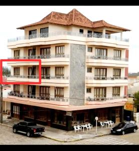 Apto com Varanda 202 - Residencial Manoel Teixeira - 300 metros da Praia