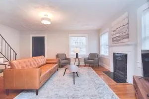 Historic McSwain House - جافني