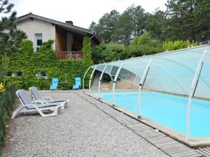 Maisons de vacances Holiday house with private swimming pool and view at the Vercors : photos des chambres