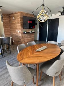 Entire Luxurious Apartment in Shopping Mall