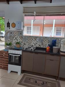 casa de praia beira do mar, pé na areia