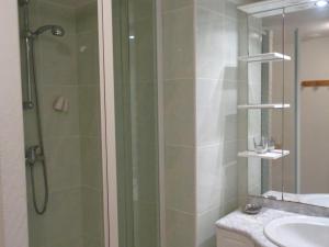Gîte paisible avec jardin privatif, proche Loire et balades, pour 11 personnes, animaux acceptés - FR-1-496-86