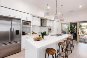 머지 Kirsten Accommodation Mudgee 4성급 게스트하우스 로비