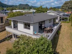Purely Pauanui - Pauanui Holiday Home - Slipper Island