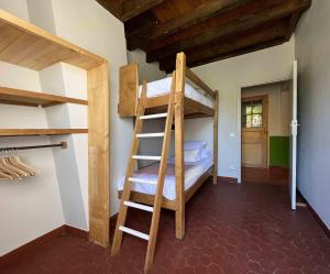 Maisons de vacances Maison de charme 3 etoiles avec piscine : photos des chambres