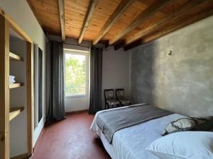 Maisons de vacances Maison de charme 3 etoiles avec piscine : photos des chambres