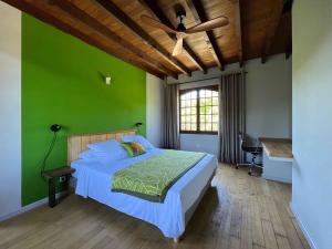 Maisons de vacances Maison de charme 3 etoiles avec piscine : photos des chambres