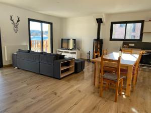 Chalets Chalet Formigueres : photos des chambres