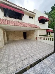 Villa Isabel, NO SMOKING, cerca embajada USA - San Cristóbal