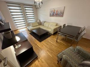 Two-Bedroom Apartment room in Nevena Belville Apartments