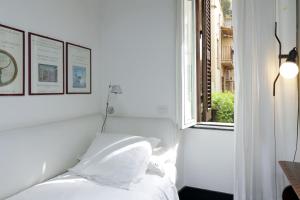 ROMAC Leone Apartments