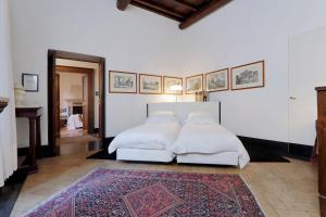 ROMAC Leone Apartments