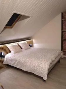 Superbe studio en résidence rue de courcelles - Vadans