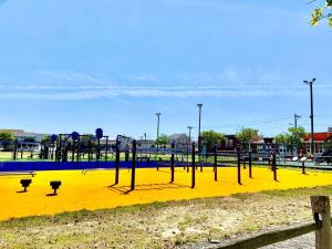 The Lighthouse-3 Bedroom with Casino Pier Gameroom