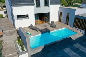 Villa Nymphéa - maison avec piscine chauffée St Gildas de Rhuys - 圣吉勒达德吕伊 Villa Nymphéa - maison avec piscine chauffée St Gildas de Rhuys - 圣吉勒达德吕伊