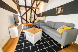 FullHouse - Halle - R17 - 111sqm Loft - 8 Beds for 10 guests