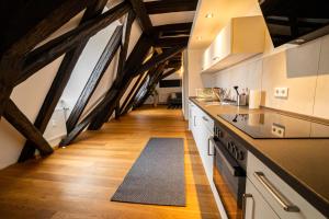 FullHouse - Halle - R17 - 111sqm Loft - 8 Beds for 10 guests