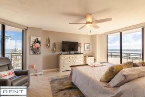 "SHERWIN" Upscale Oceanview Condominium 1707