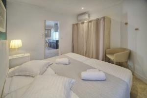 Upstays Carré d Or 70m Apartment