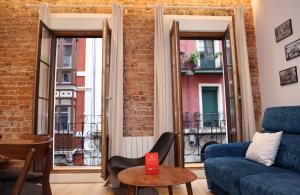 Piso Moderno a 2 minutos del Casco Viejo con Parking Gratis