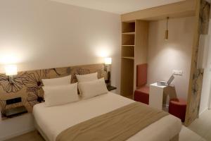 Hotels COURRIER SUD : photos des chambres