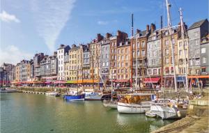 Cozy Apartment In Blonville-Sur-Mer