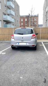 Le Havre : spacieux et calme avec parking privé