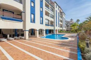 Marina IV by Ĥ - Isla del Moral