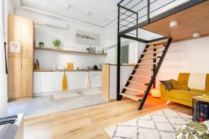 Stylish and smart apartment in the center