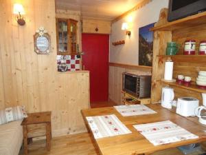 Charmant Studio Pour 2 Personnes, Rénové, au Pied des Pistes et au Centre des Menuires - FR-1-574-12