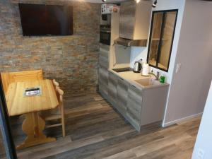 Charmant 3 pièces rénové avec balcon au pied des pistes, Les Belleville - FR-1-574-24