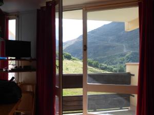 Studio ensoleillé pour 4 aux pieds des pistes, animaux admis - FR-1-574-40