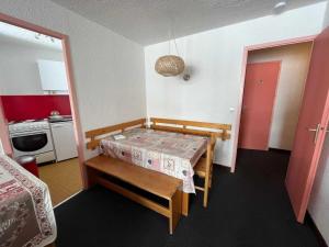 Appartement cosy aux Menuires, 2 pièces, 5 pers, au pied des pistes, balcon, WiFi gratuit - FR-1-574-54