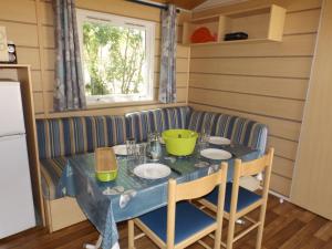 Campings Location mobil home : photos des chambres