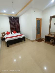 Hotel Knight Inn Airport