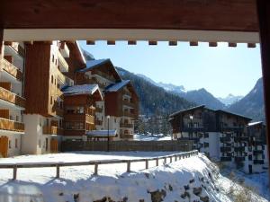 Appartements Appartement Valfrejus, 2 pieces, 6 personnes - FR-1-265-211 : photos des chambres