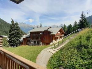 Charmant 2 pièces pour 4 avec balcon, au pied des pistes à Modane - FR-1-265-331