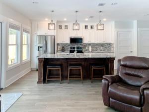 Ava Mae Cottage - 642 Cummings Lane