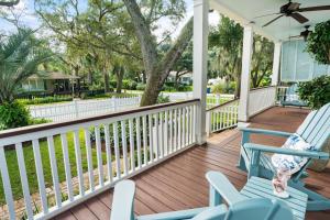 Anastasia’s Burrow - 629 Oak St