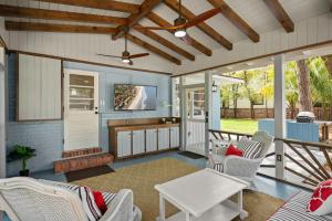 Searenity - 4333 Twelth Street