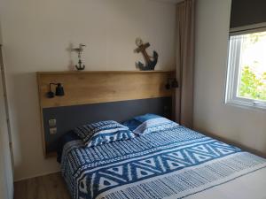 Campings Mobile Home tout confort C13 Domaine de Lanniron : photos des chambres