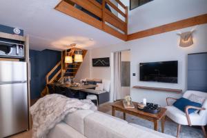 Le Chalerick - triplex rénové 6 à 8 personnes - hyper centre Valmeinier 1800 - ski aux pieds