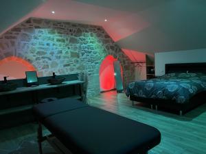 Appartements Appart Spa Privatif Laon : photos des chambres