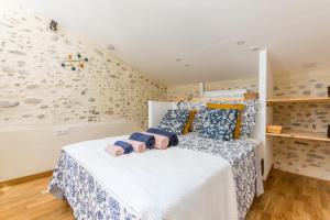 Le charme dun pigeonnier provençal avec piscine