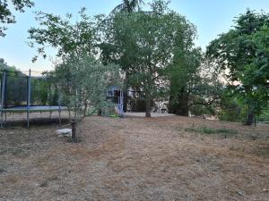 Maisons de vacances Le charme d'un pigeonnier provencal avec piscine : photos des chambres