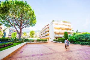 Appartements French Riviera: Seafront apt & pool near Monaco : photos des chambres