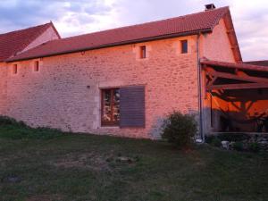 Maisons de vacances Spacious house in rural Quercy with swimming pool : photos des chambres